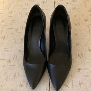 Michael Kors High Heels Approximately 3” heel size 9